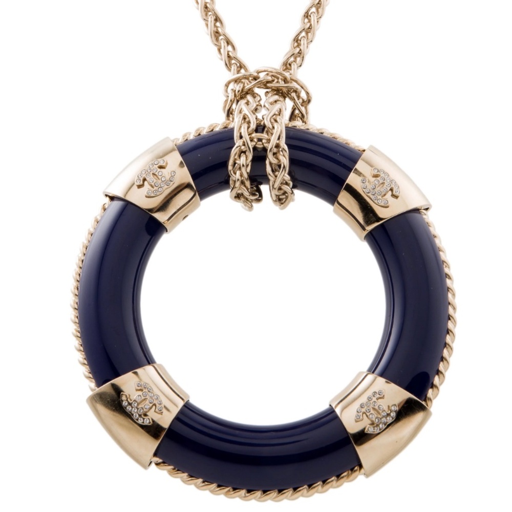 Authentic NWT Chanel 2019 Strass & Resin Lifesaver Necklace
